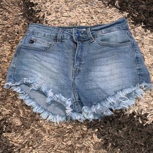 Kancan jean shorts size 7/27 good cond